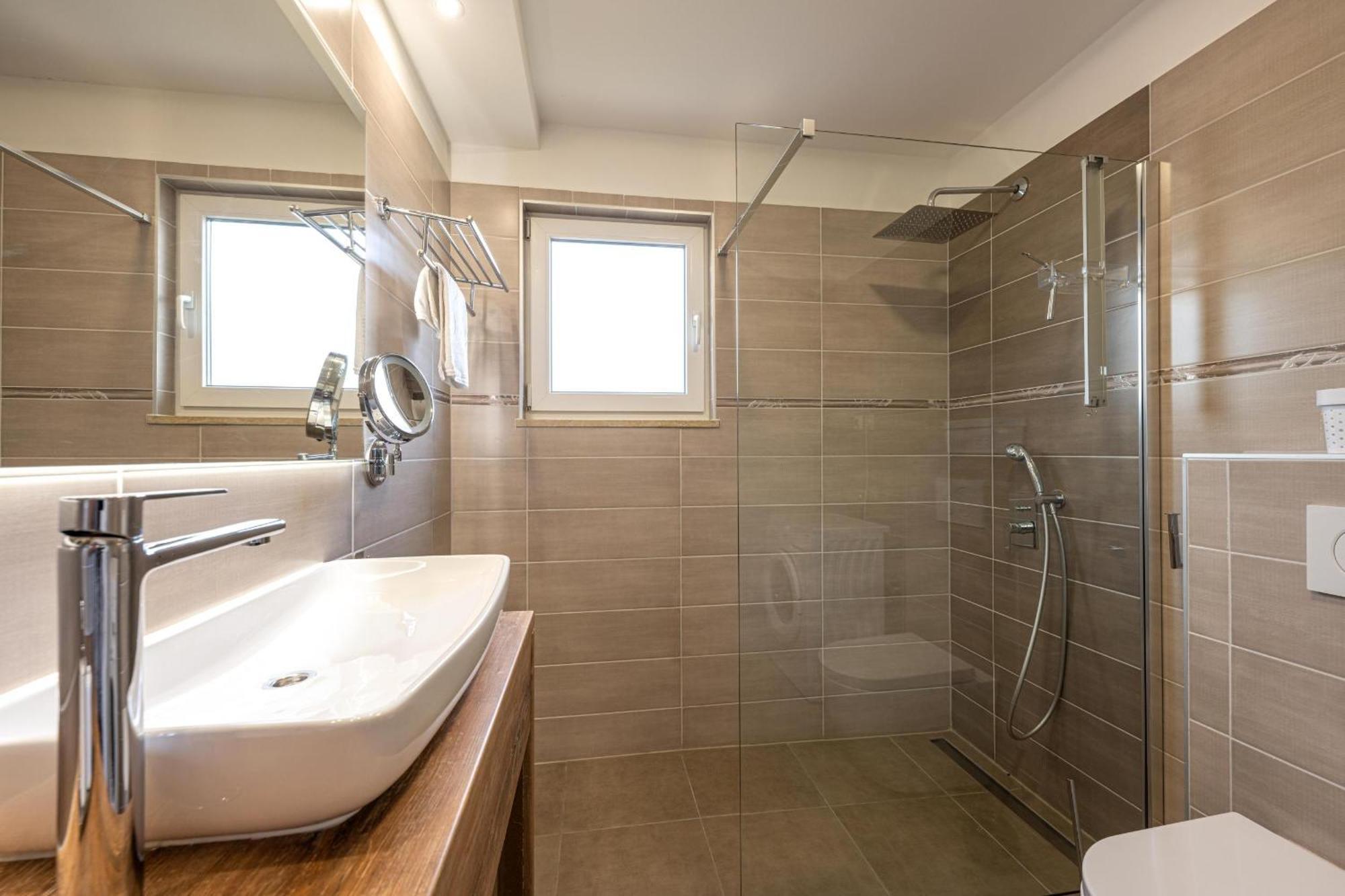 Villa Beauty With Heated Pool And Jacuzzi كانافانار المظهر الخارجي الصورة